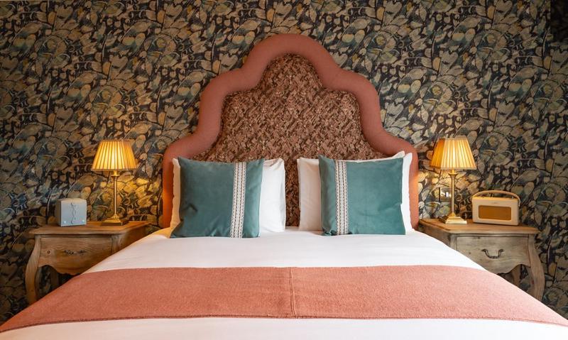 The Bear Hotell Bath Eksteriør bilde