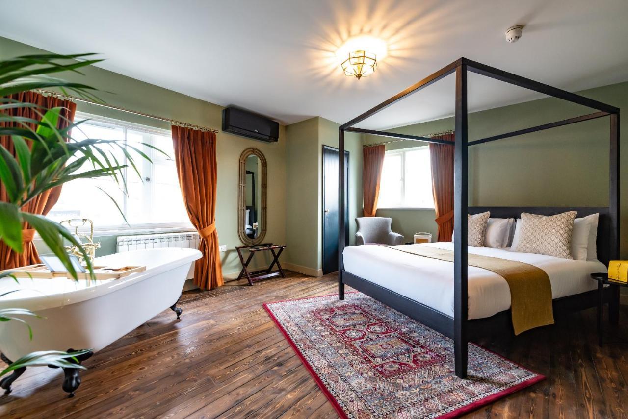 The Bear Hotell Bath Eksteriør bilde