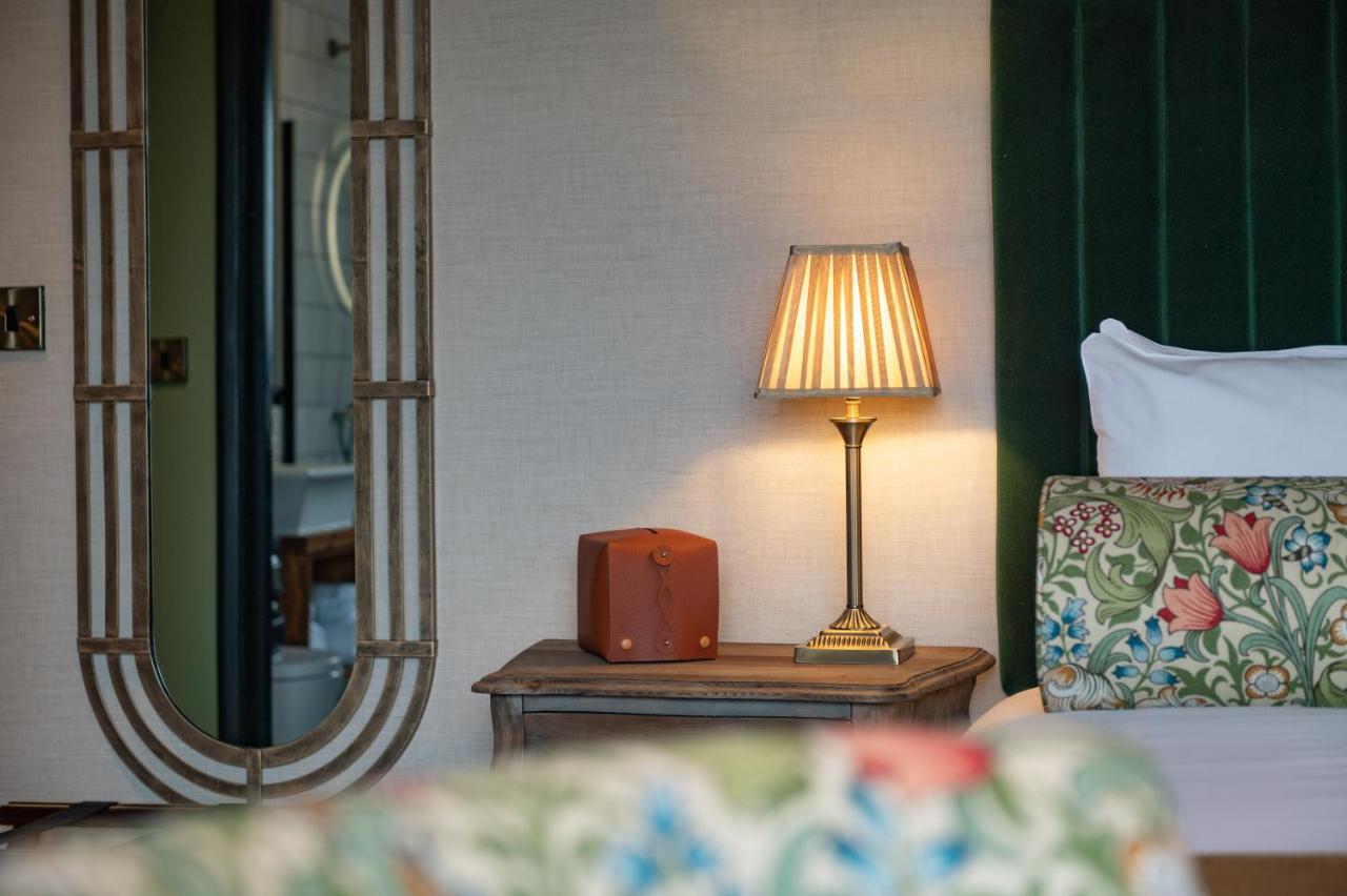 The Bear Hotell Bath Eksteriør bilde