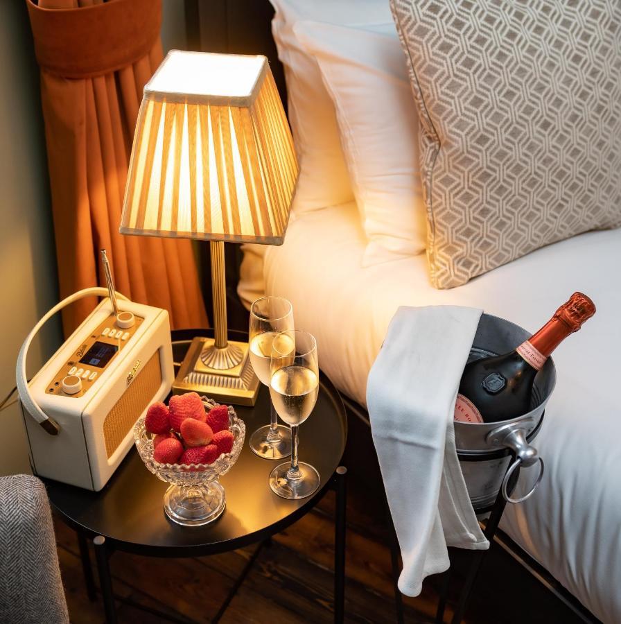 The Bear Hotell Bath Eksteriør bilde